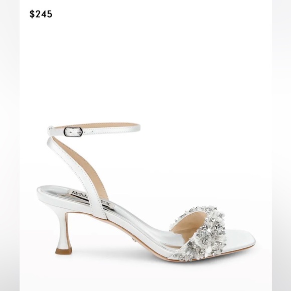 Badgley Mischka Telissa white satin embellished heels size 8 stores display - Picture 3 of 10